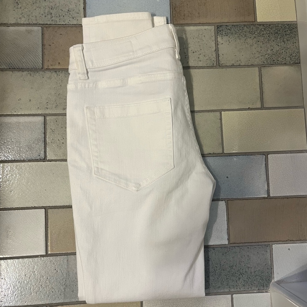Two by Vince Camuto White Skinny Jeans